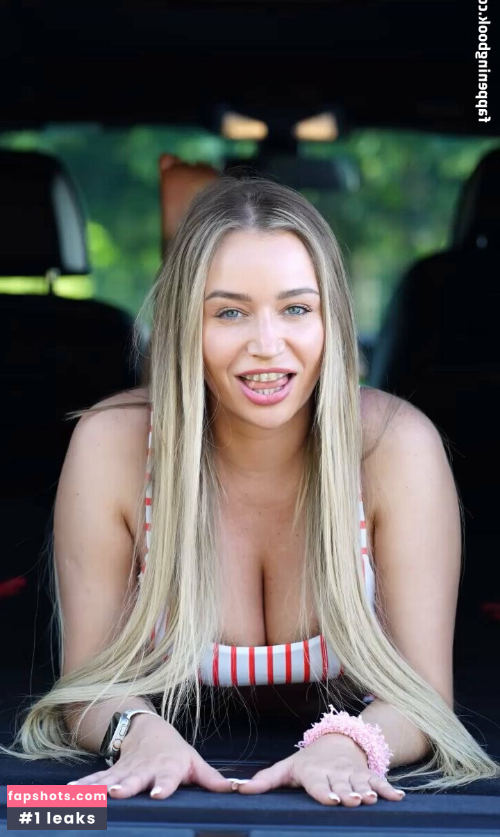 Ema Novak gallery photo #7