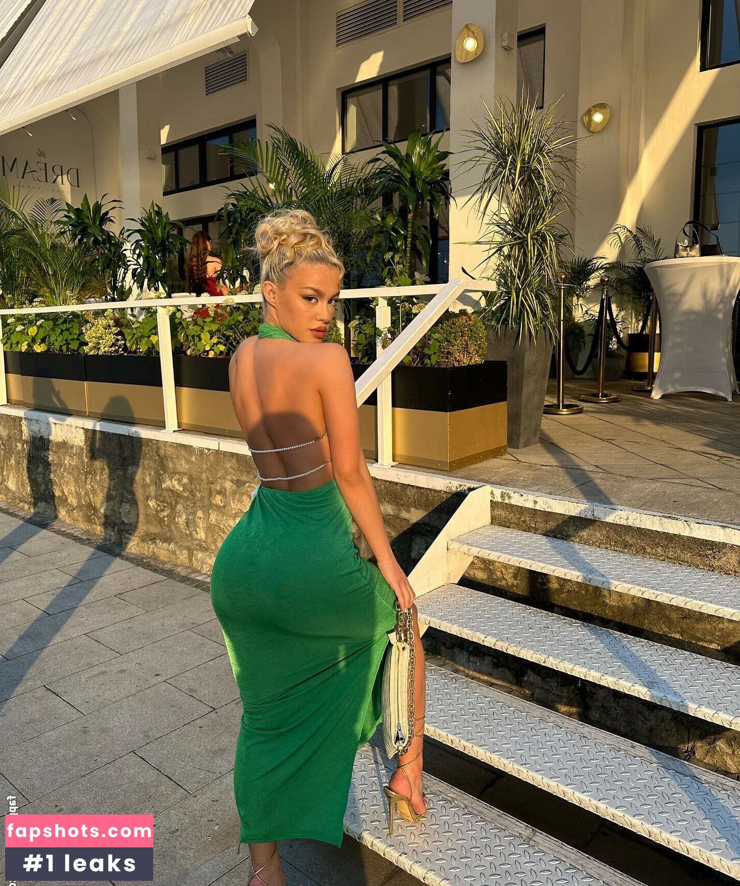 Ema Radujko gallery photo #24