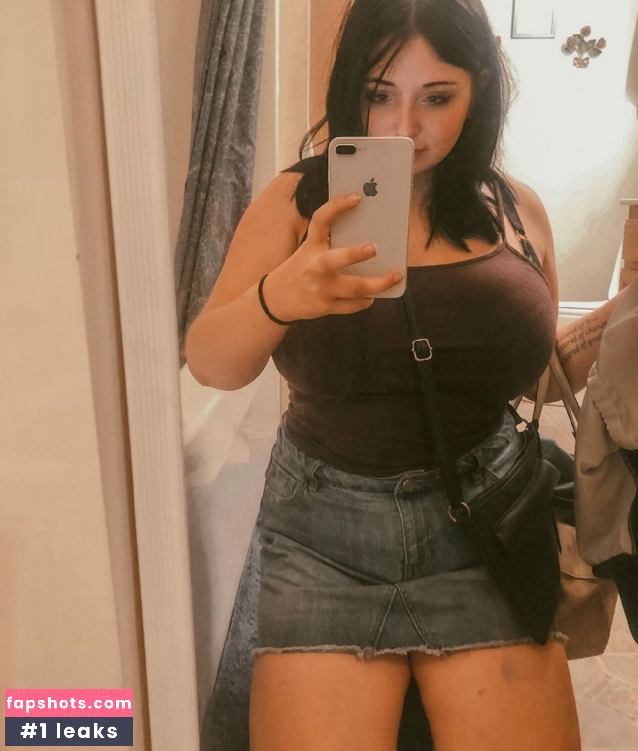 Emaliehall Filtración Desnuda OnlyFans Foto #21 - Fapshots