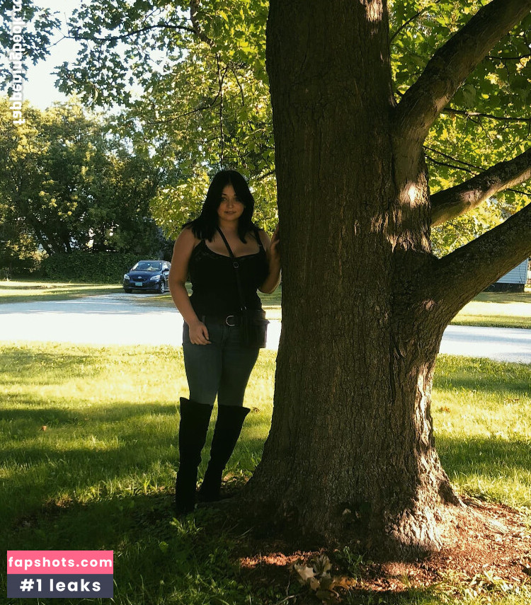 Emaliehall nude babe gallery