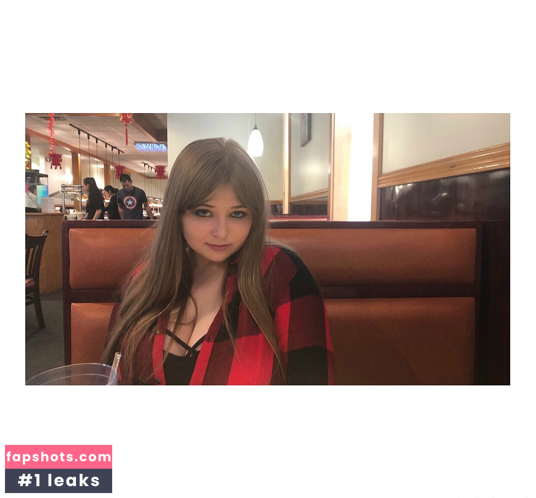 Emaliehall Filtración Desnuda OnlyFans Foto #49 - Fapshots