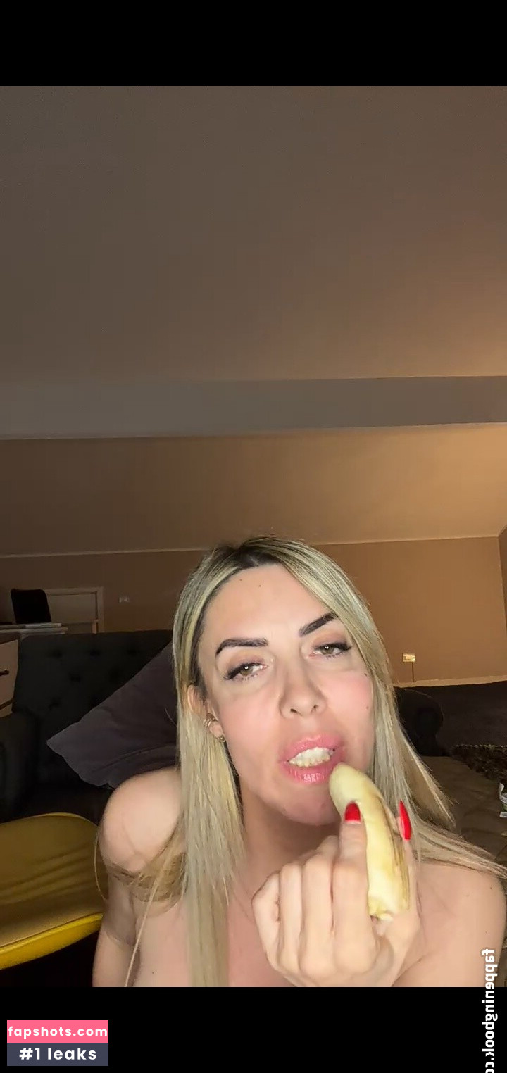 Emanuela Botto gallery photo #84