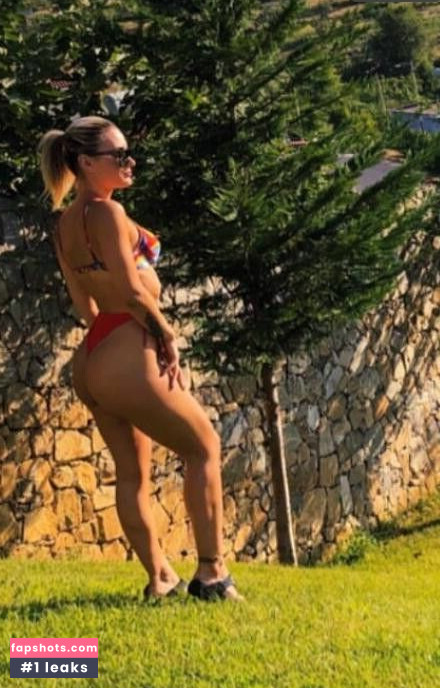Emanuela Rusta Nude Leaks OnlyFans Photos #8 - LeakJerk