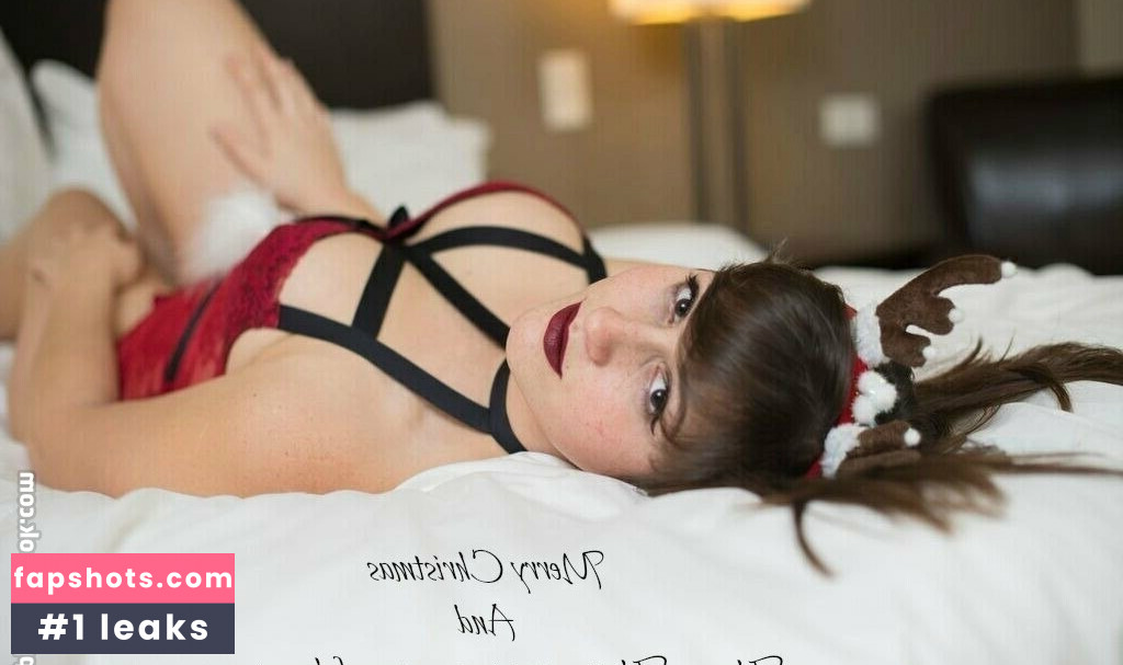 Embereon gallery photo #17