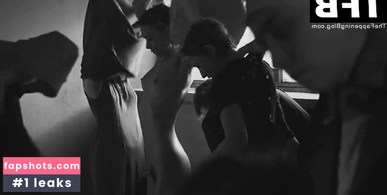 Embeth Davidtz gallery photo #11