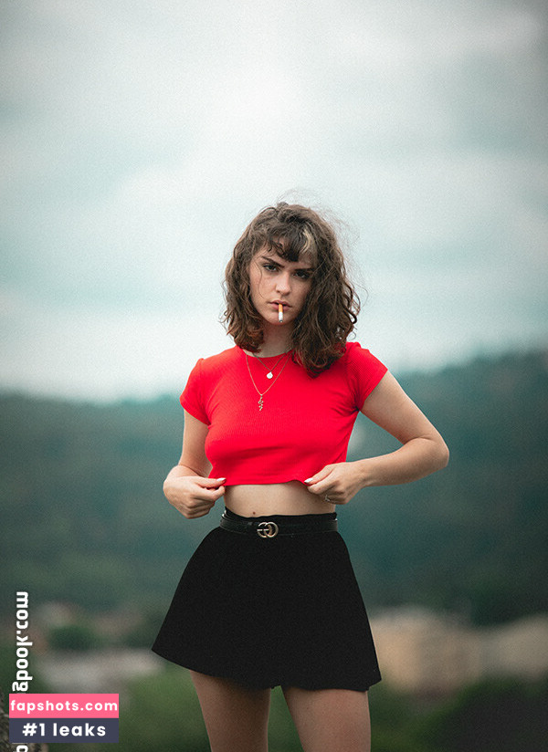 Emeline Faure Nude Leaks OnlyFans Photos #2 - LeakJerk