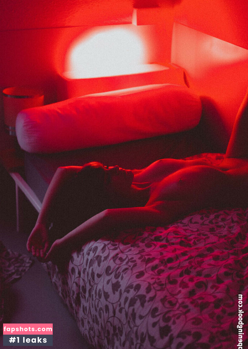 Emeline Faure Nude Leaks OnlyFans Photos #14 - LeakJerk