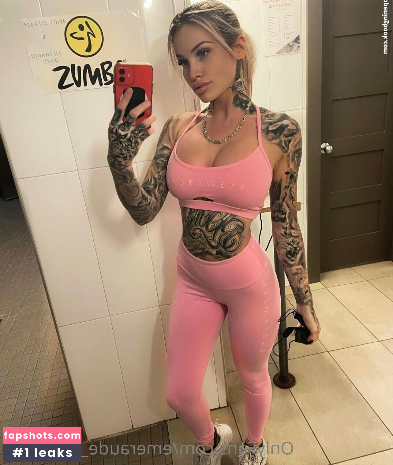 emeraude_stonefree gallery photo #9