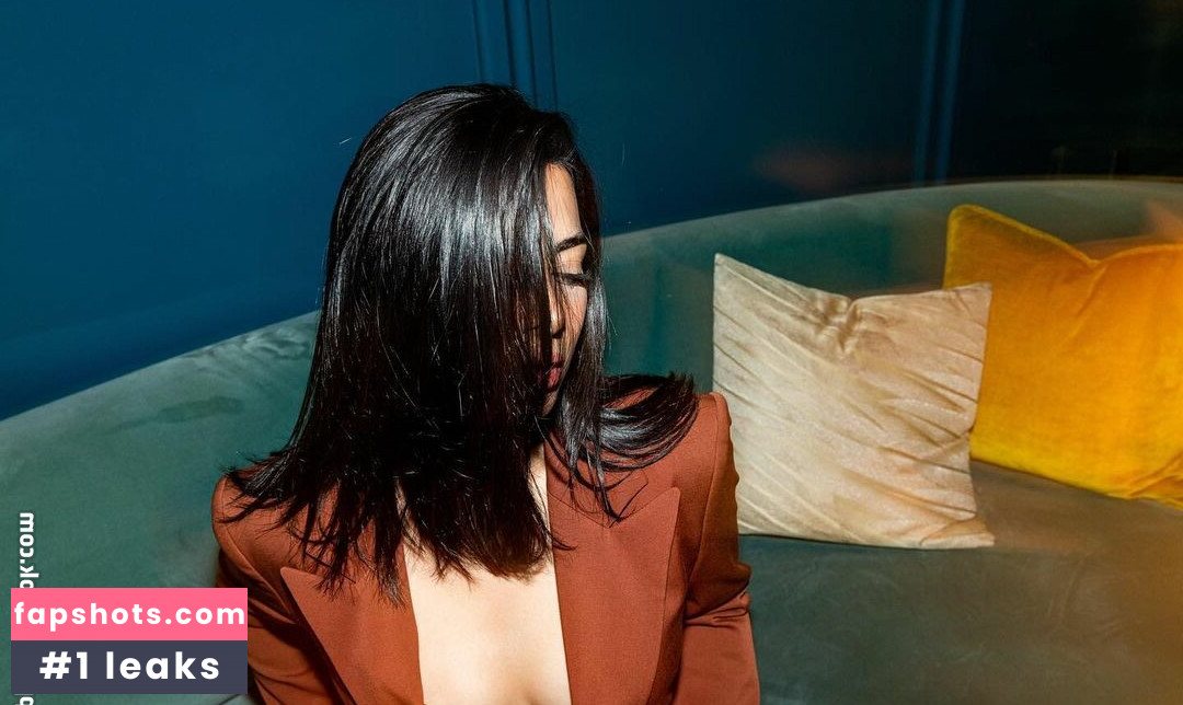 Emeraude Toubia gallery photo #107