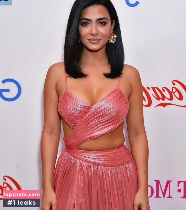 Emeraude Toubia gallery photo #113