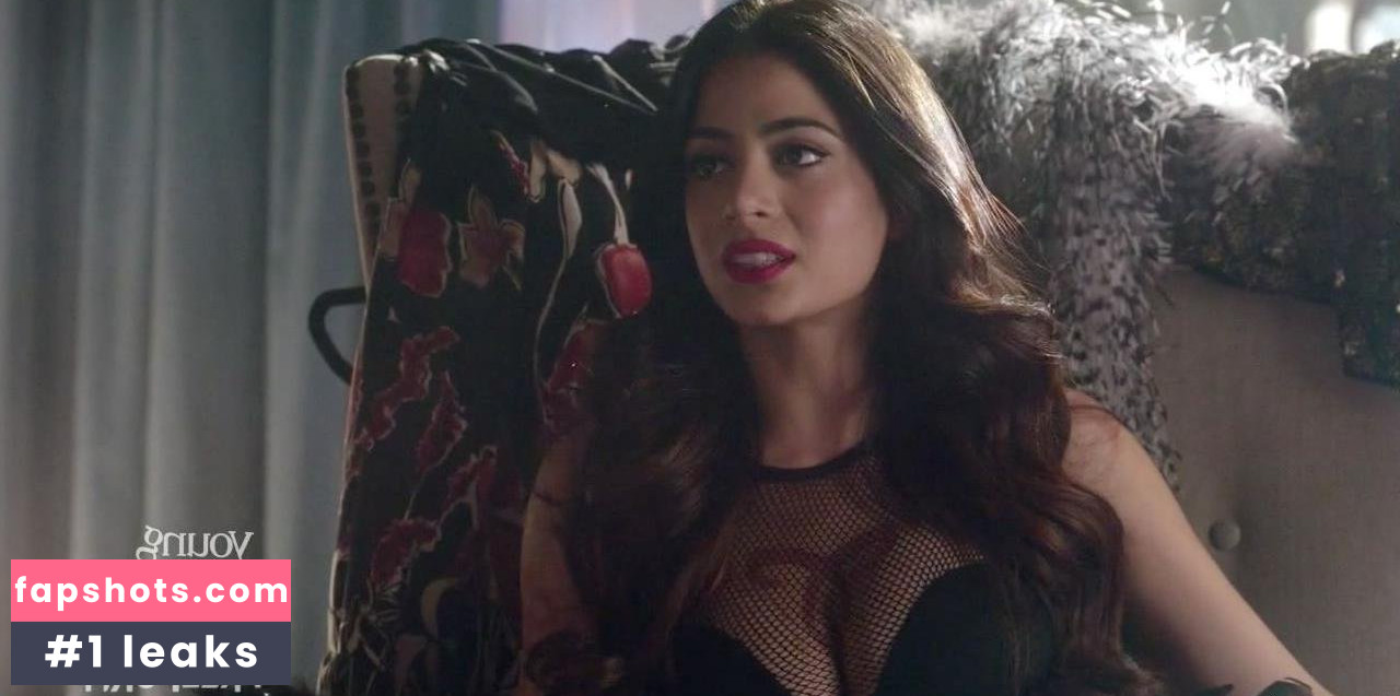Emeraude Toubia gallery photo #115
