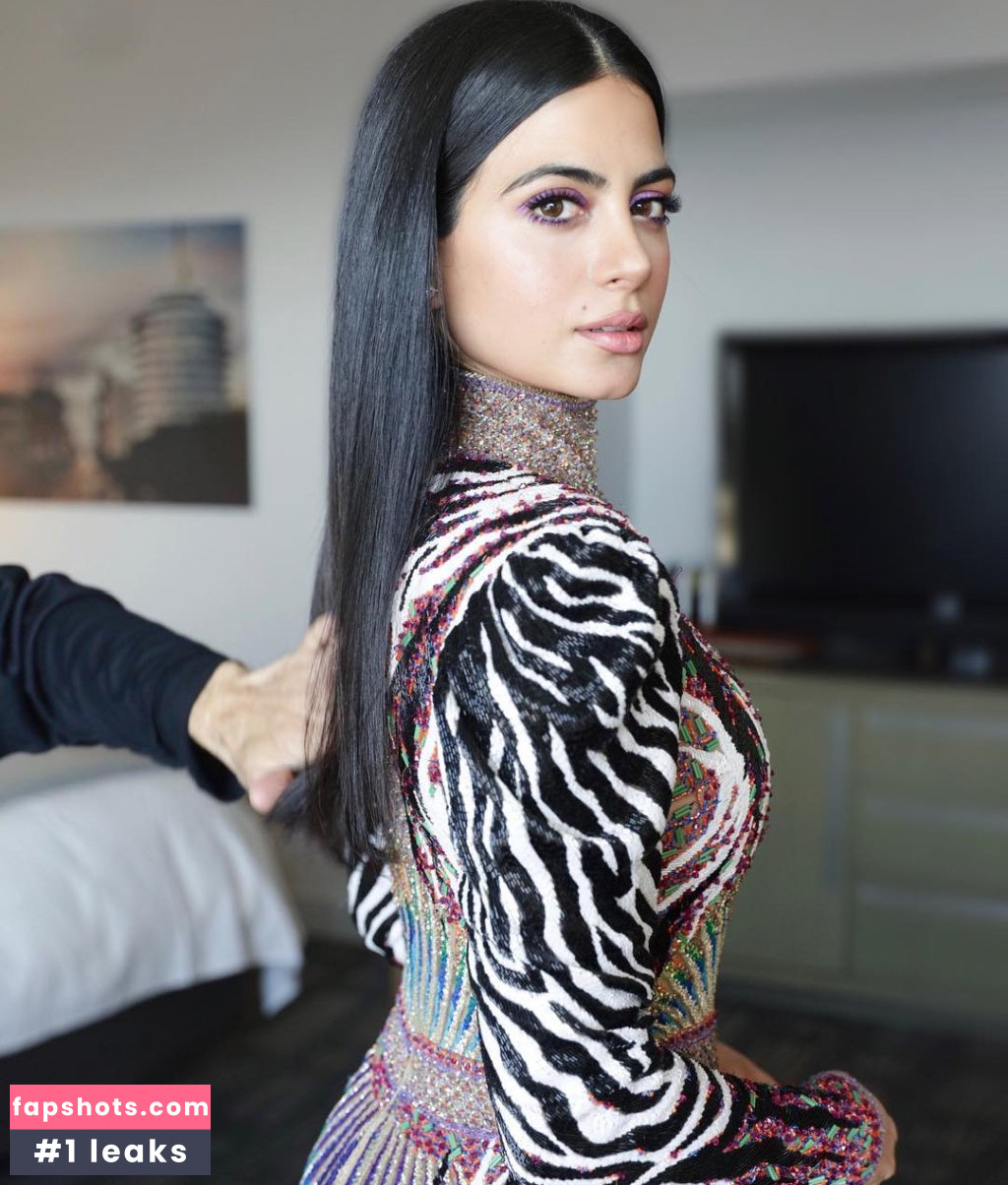 Emeraude Toubia gallery photo #124