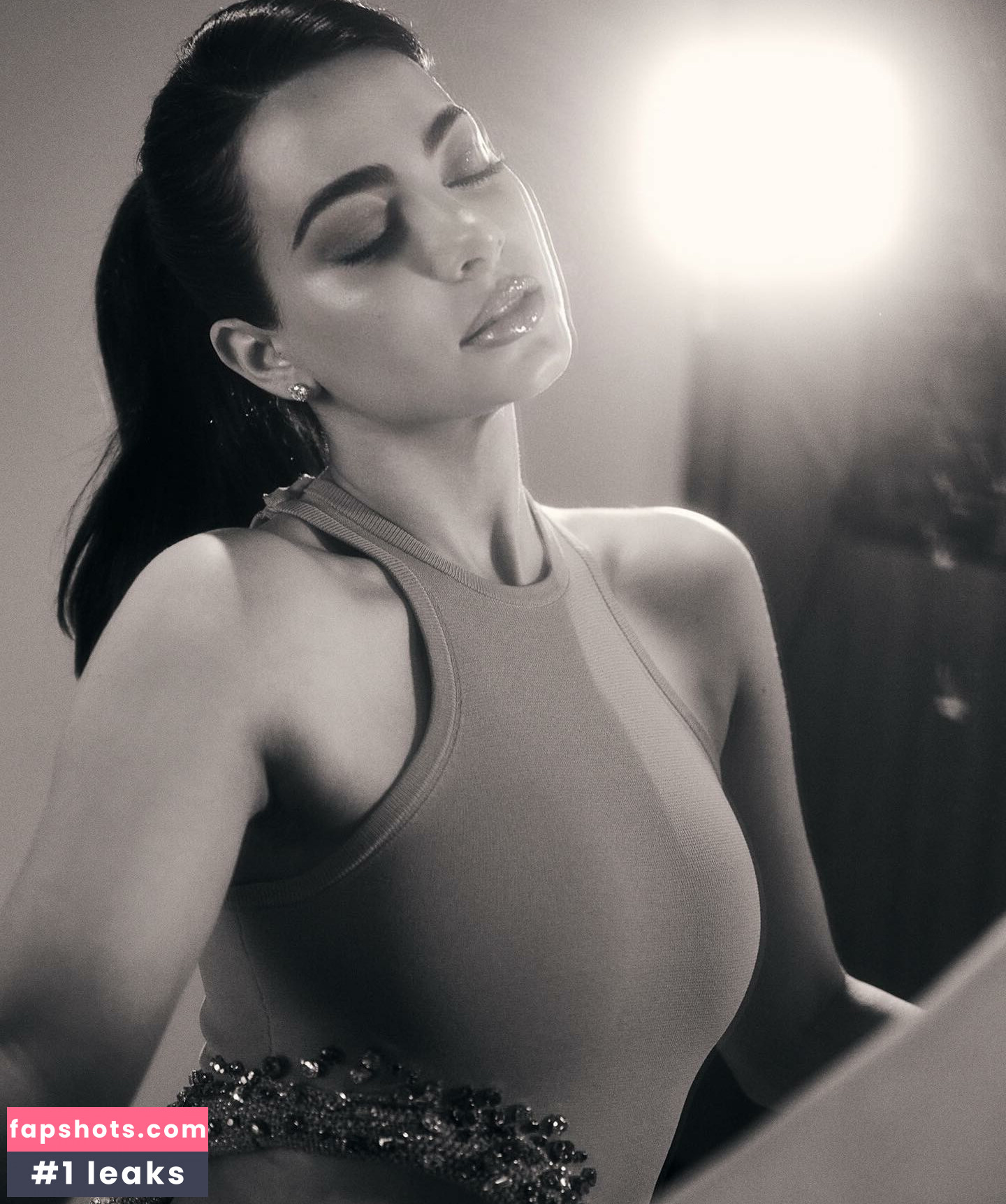 Emeraude Toubia gallery photo #79