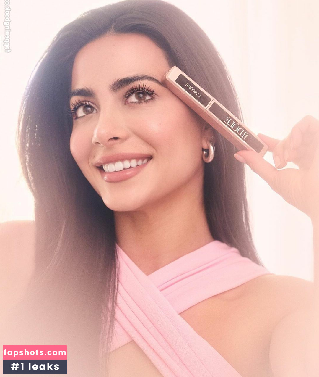 Emeraude Toubia gallery photo #83