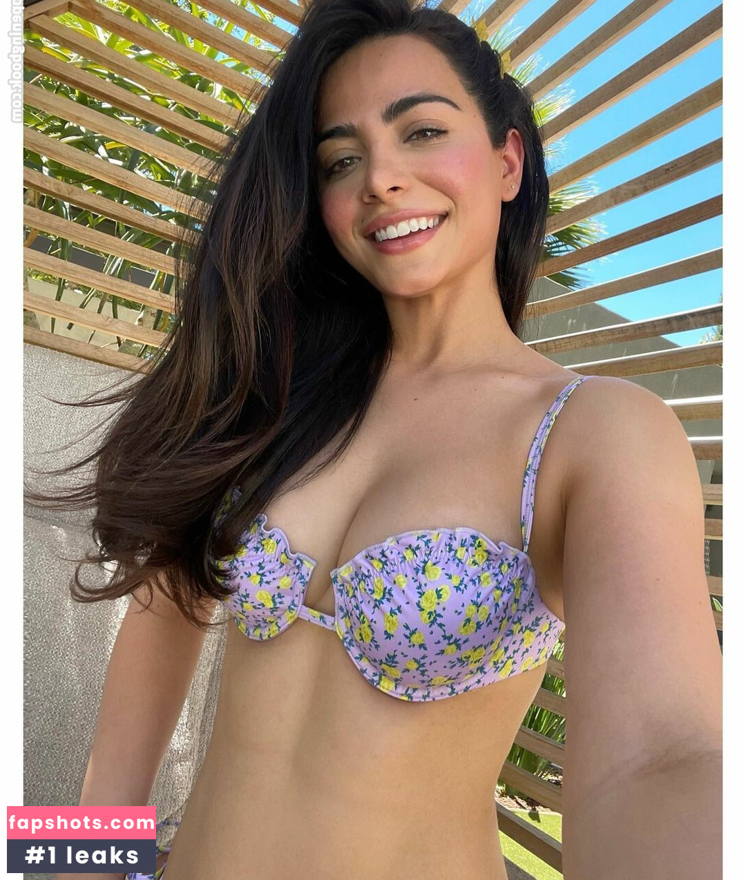 Emeraude Toubia gallery photo #86