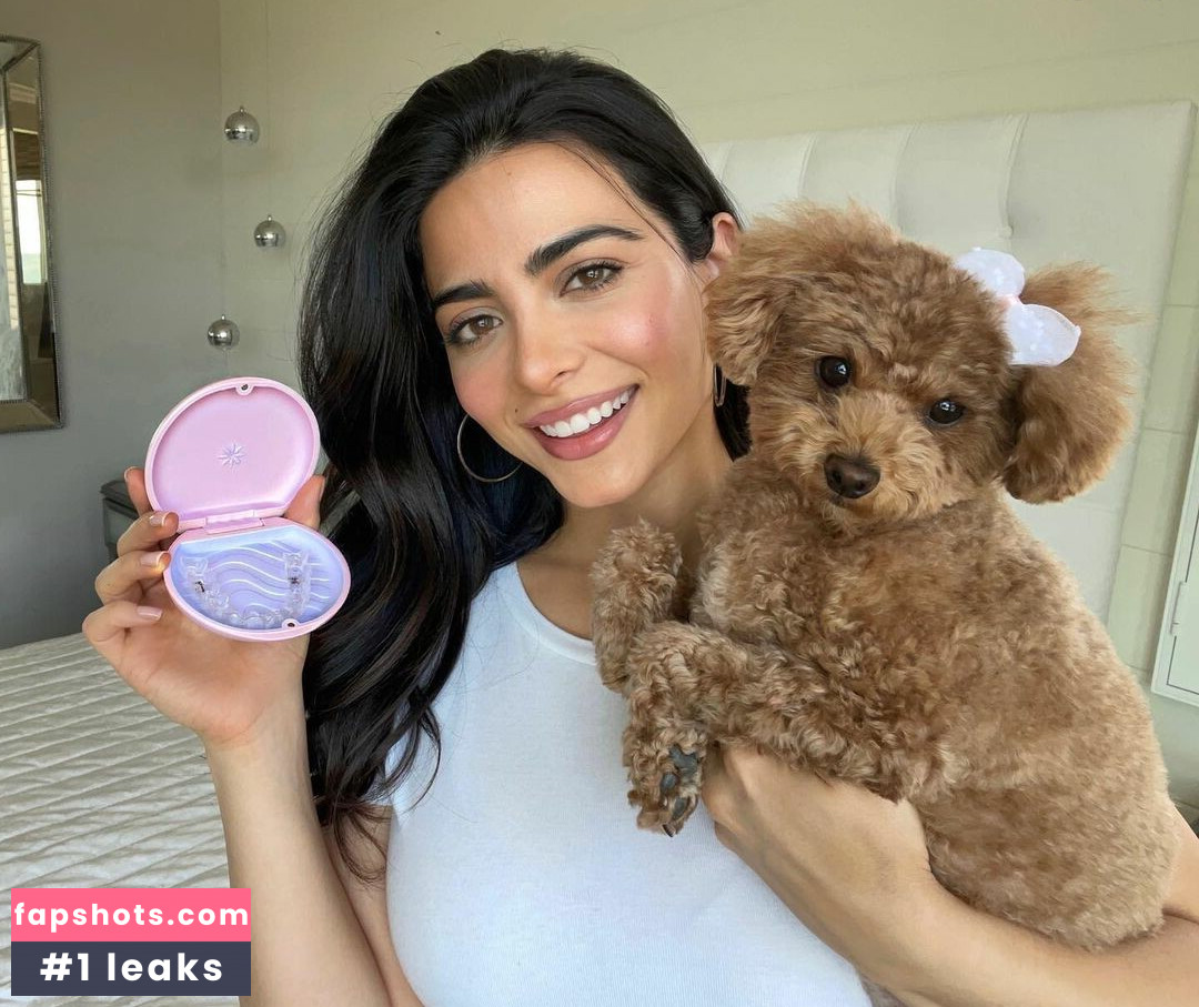 Emeraude Toubia gallery photo #91