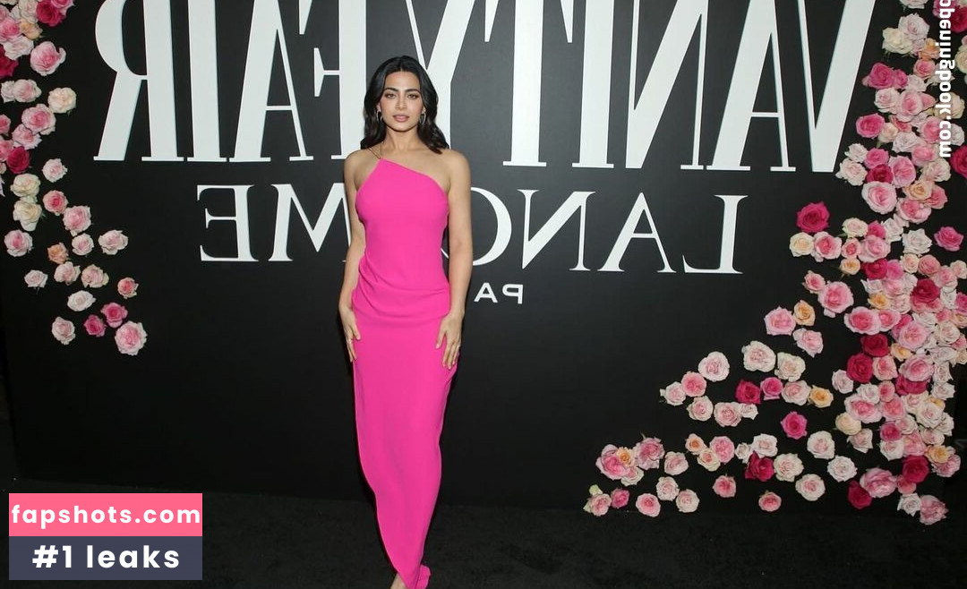 Emeraude Toubia gallery photo #92