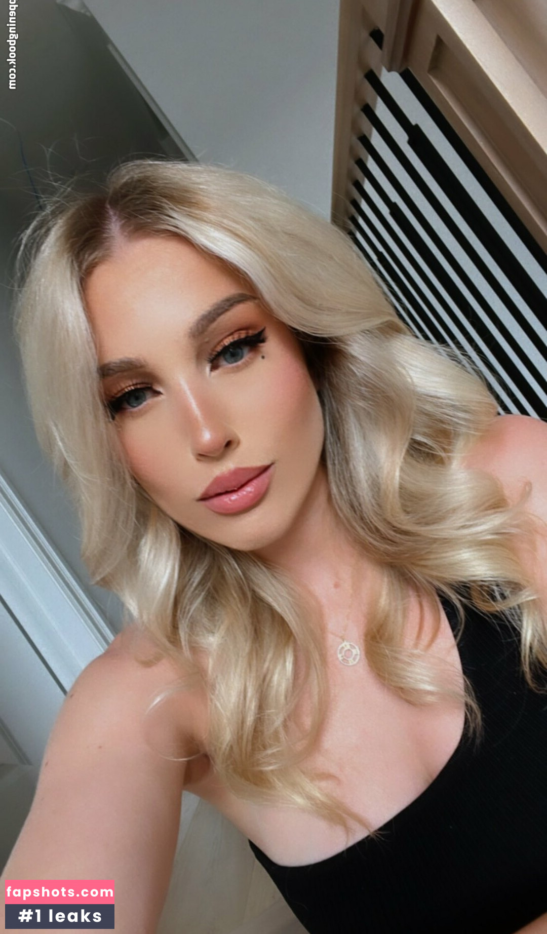 Emerome gallery photo #52