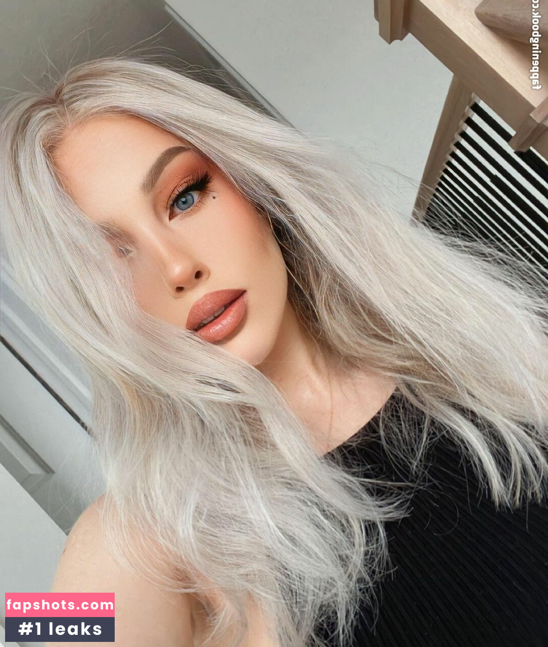 Emerome gallery photo #63