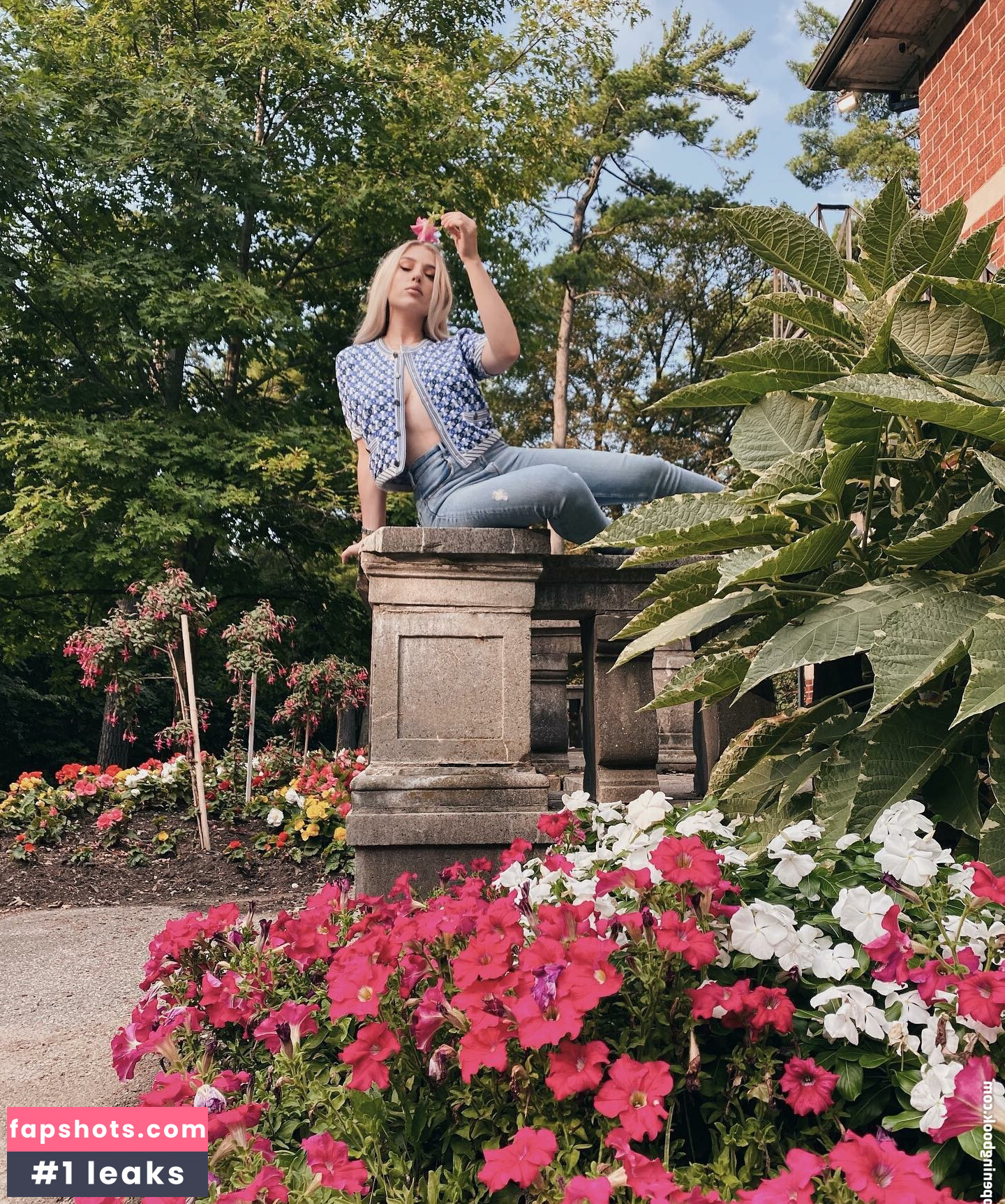 Emerome gallery photo #71