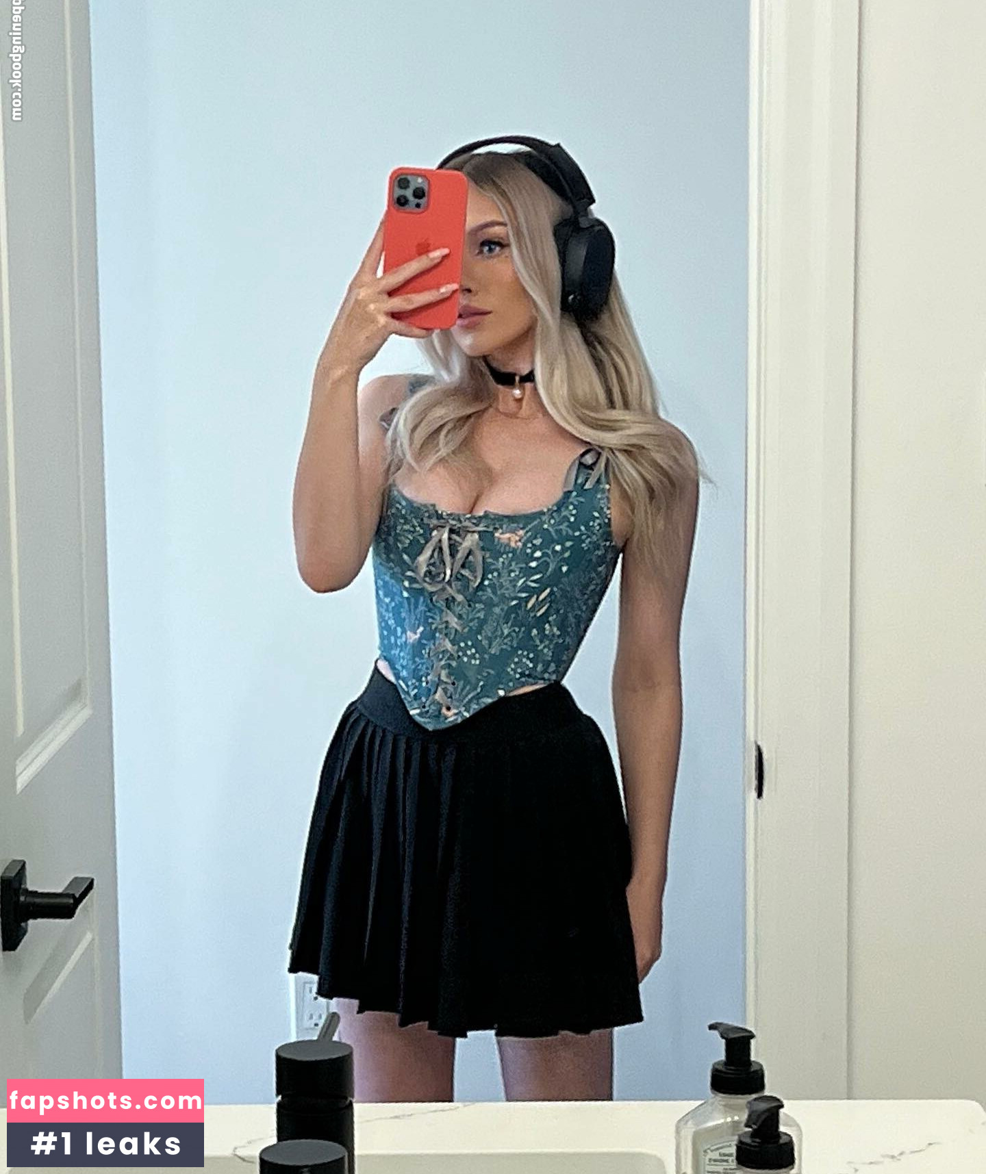 Emerome gallery photo #90