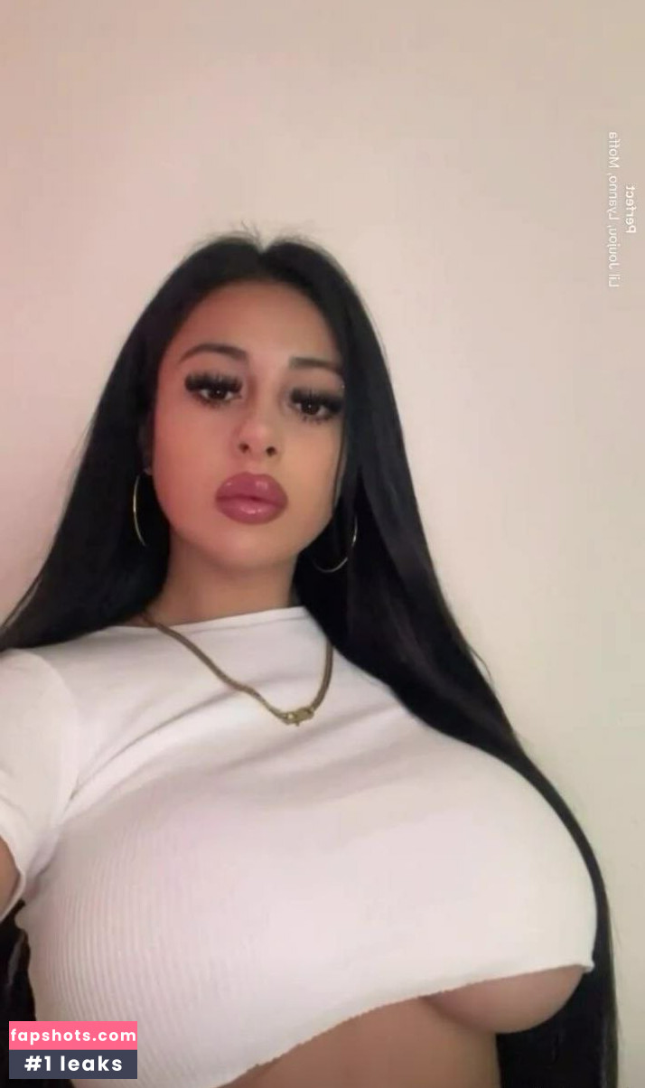 Emi Becerra gallery photo #11