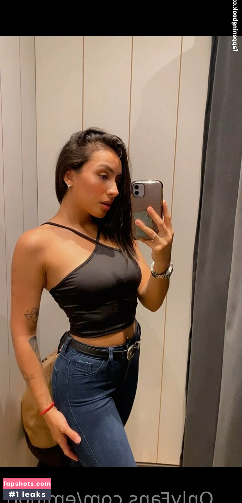 emihott Filtración Desnuda OnlyFans Foto #4 - Fapshots