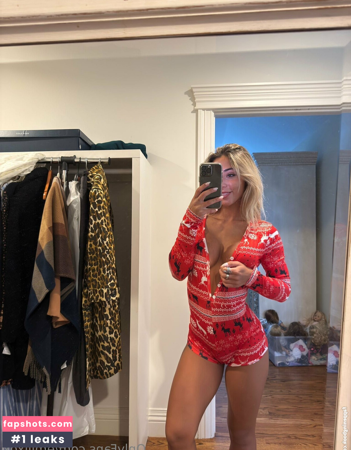 emiiixox gallery photo #37