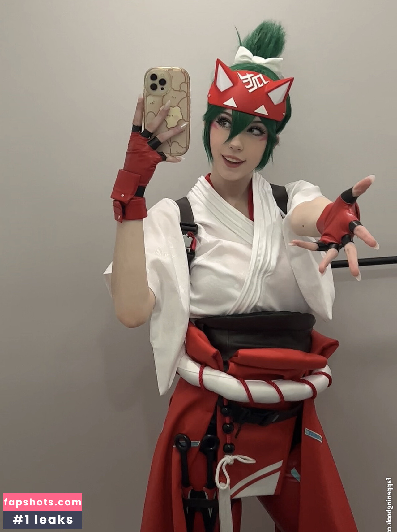 emiki28 gallery photo #140