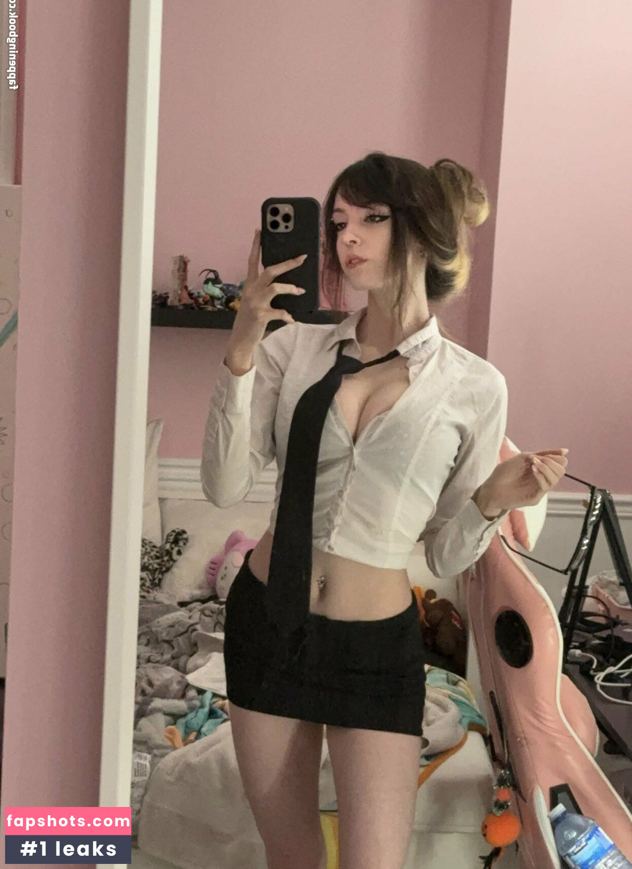 emiki28 gallery photo #3