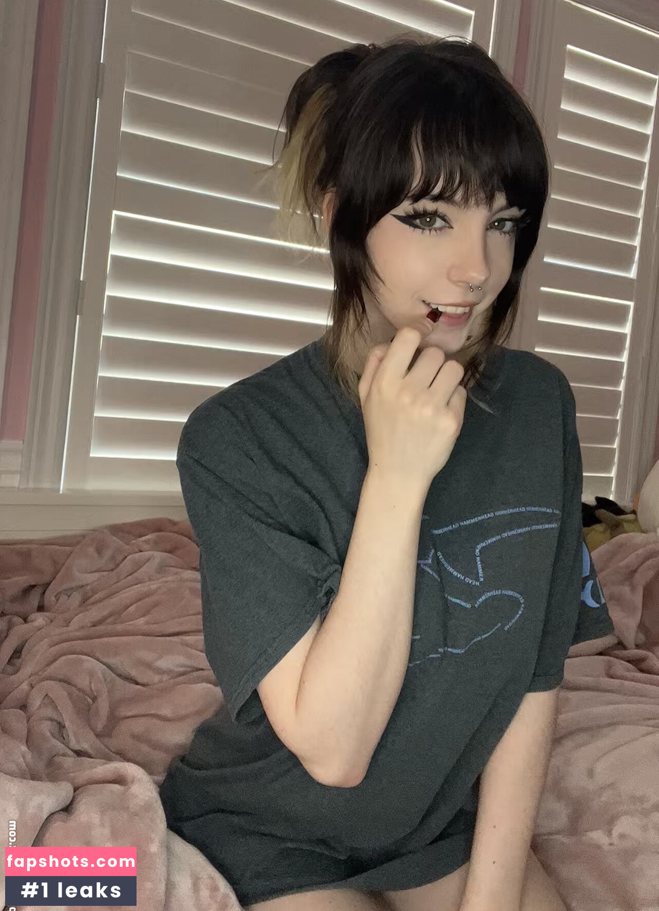 emiki28 gallery photo #219