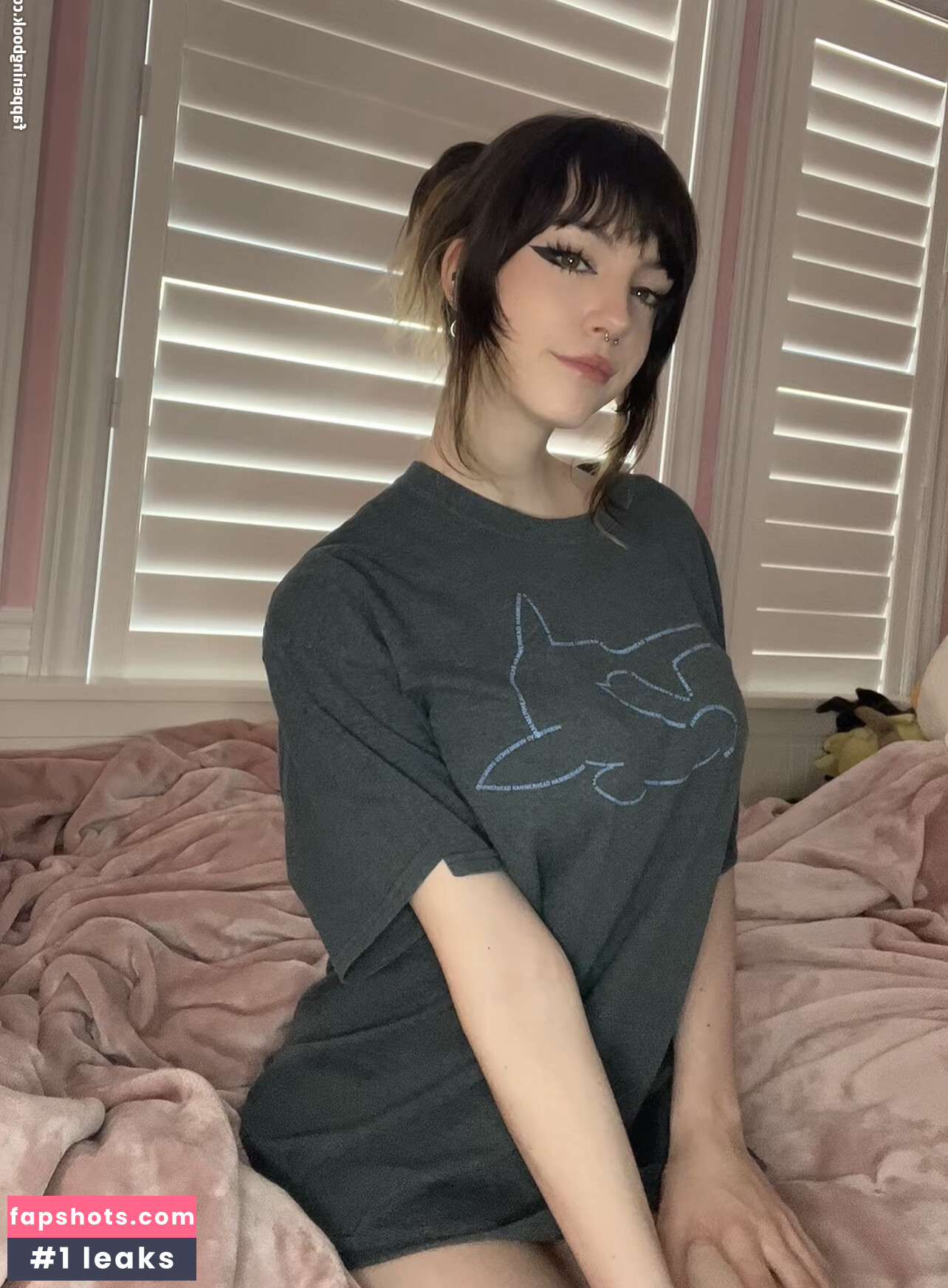 emiki28 gallery photo #224