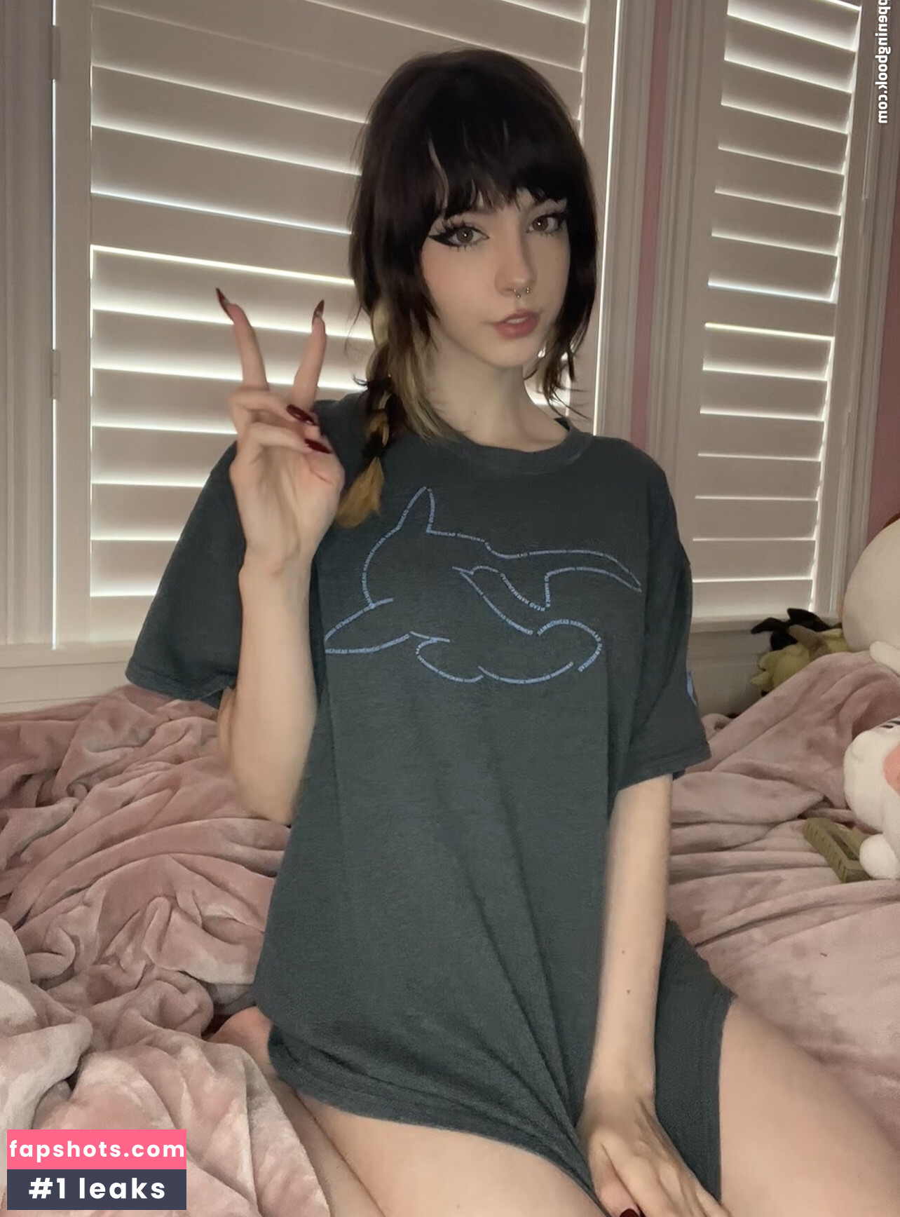 emiki28 gallery photo #242