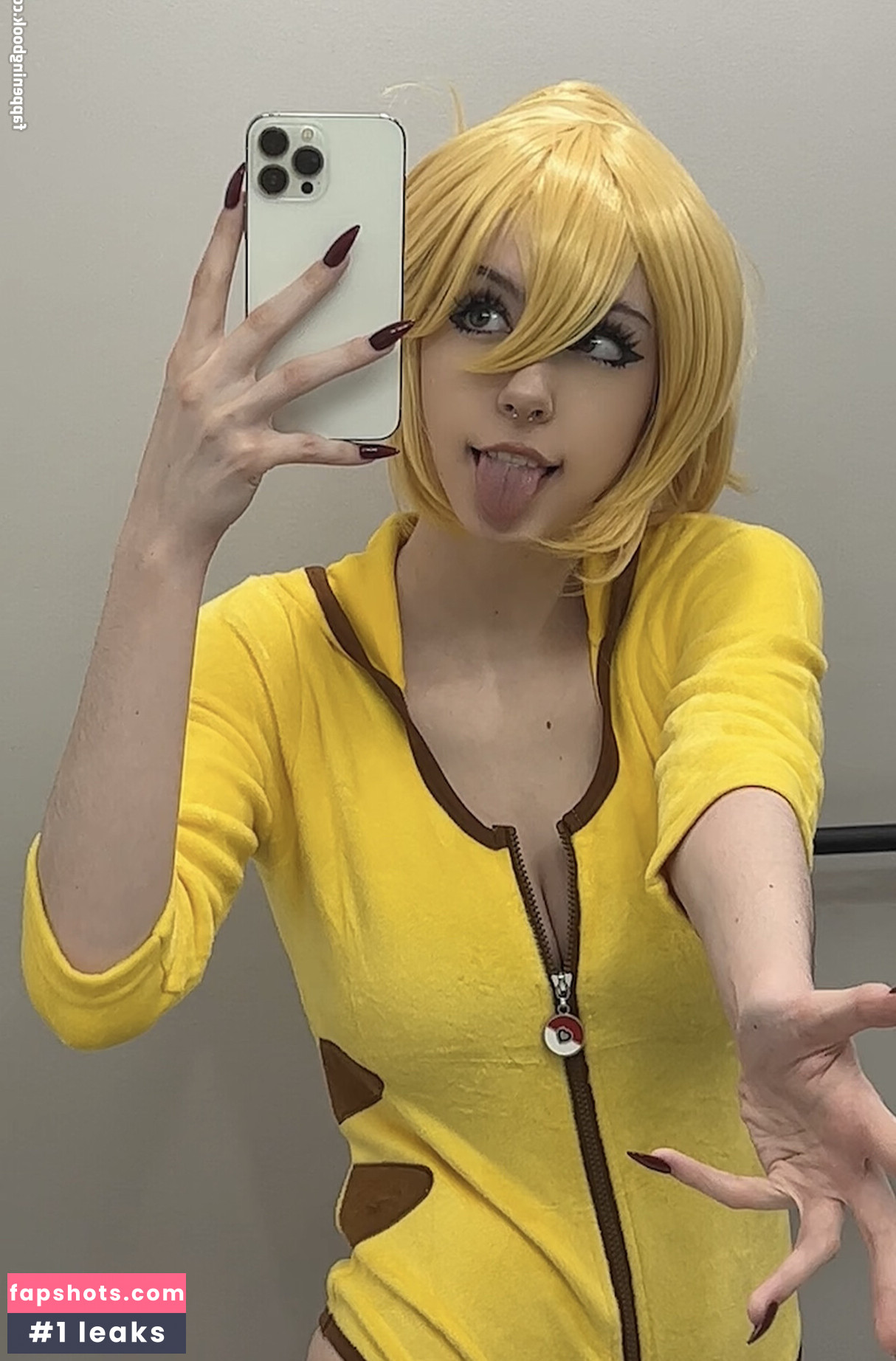 emiki28 gallery photo #261