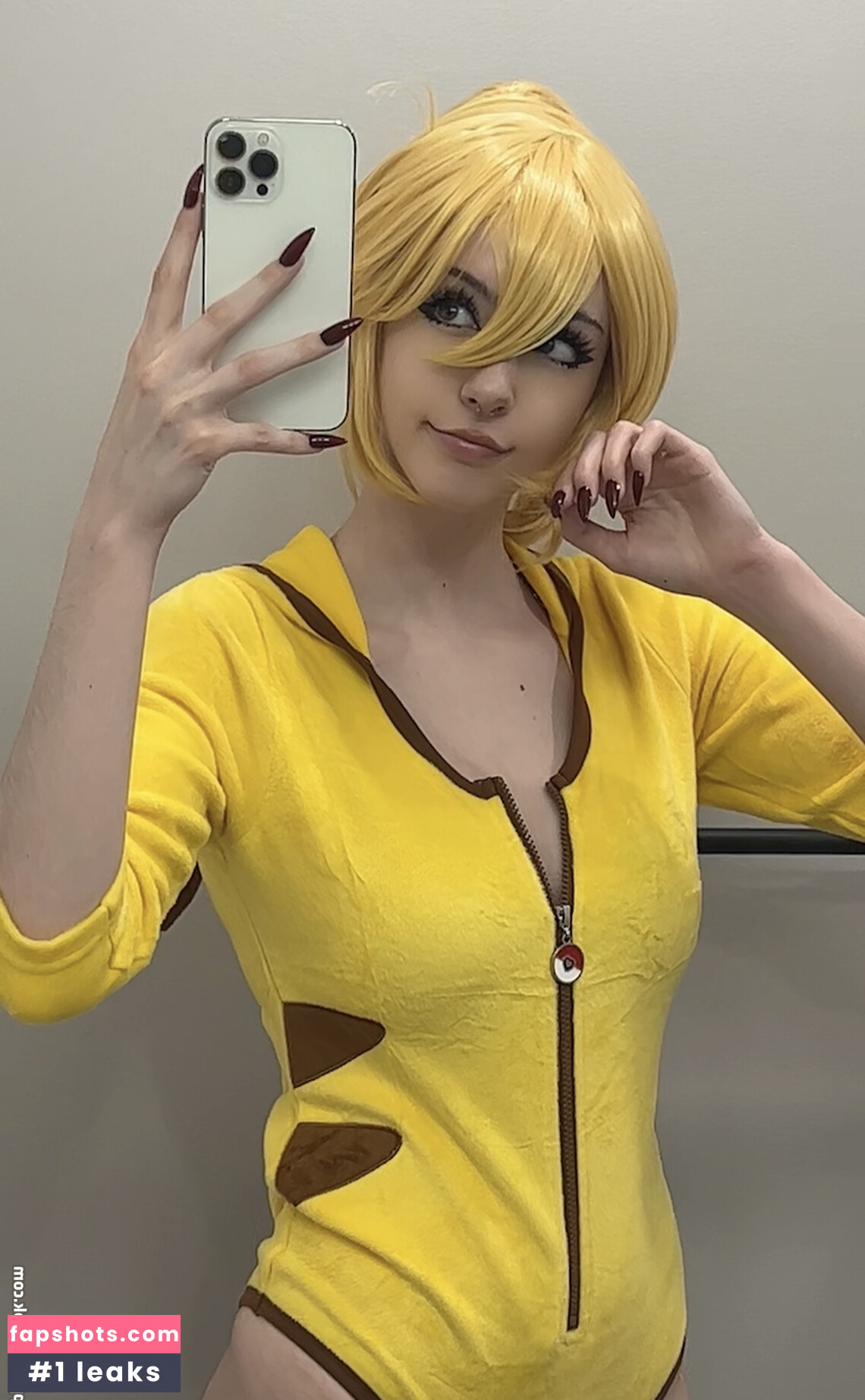 emiki28 gallery photo #266