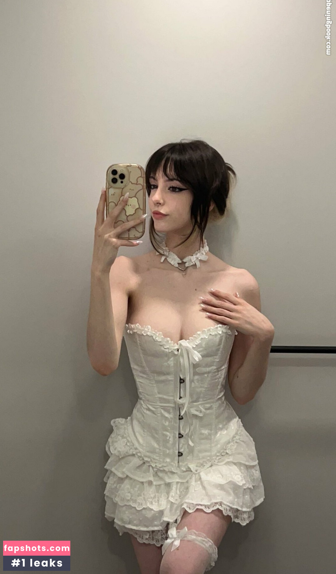 emiki28 gallery photo #302