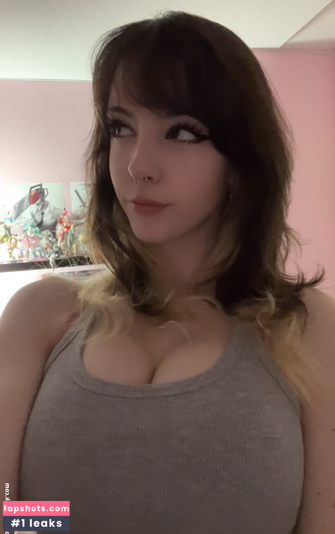 emiki28 gallery photo #5