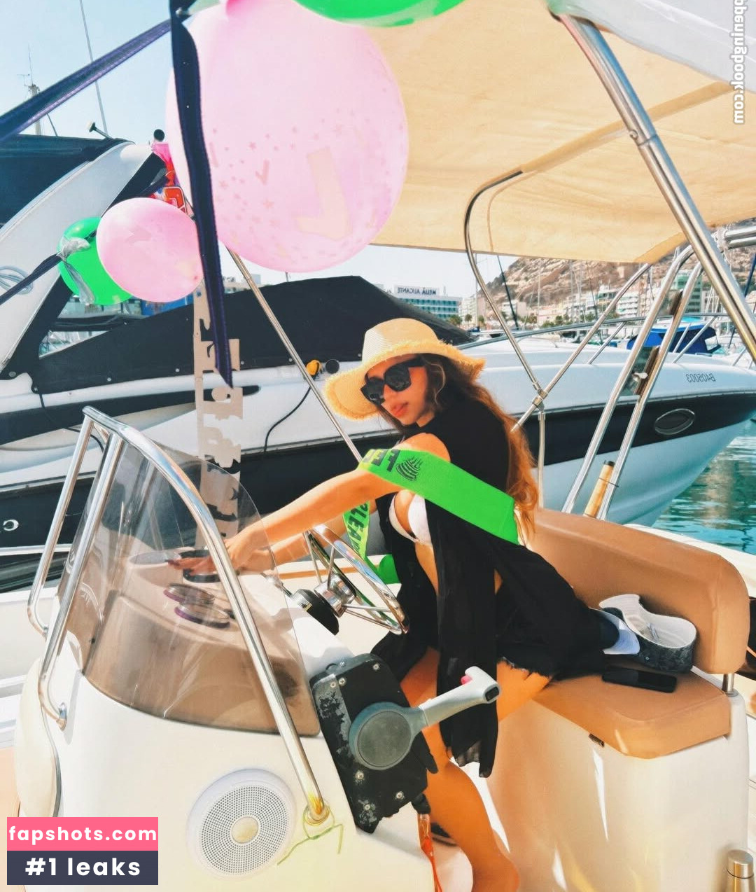 emikukis Nude Leaks OnlyFans Photos #4 - Fapshots