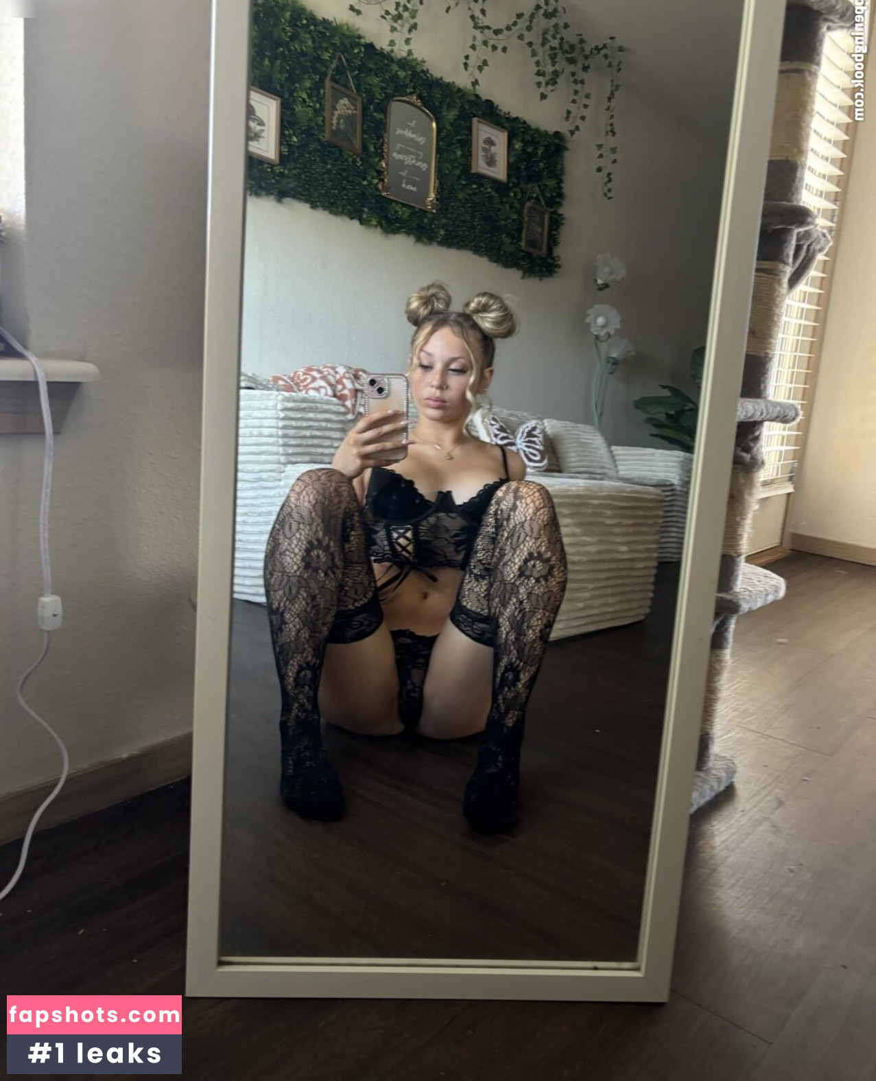 emileexo gallery photo #51