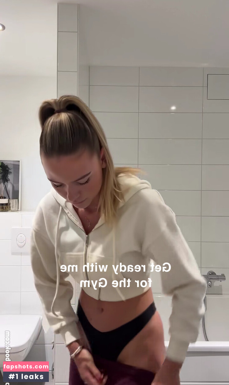 Emilia Bte gallery photo #32