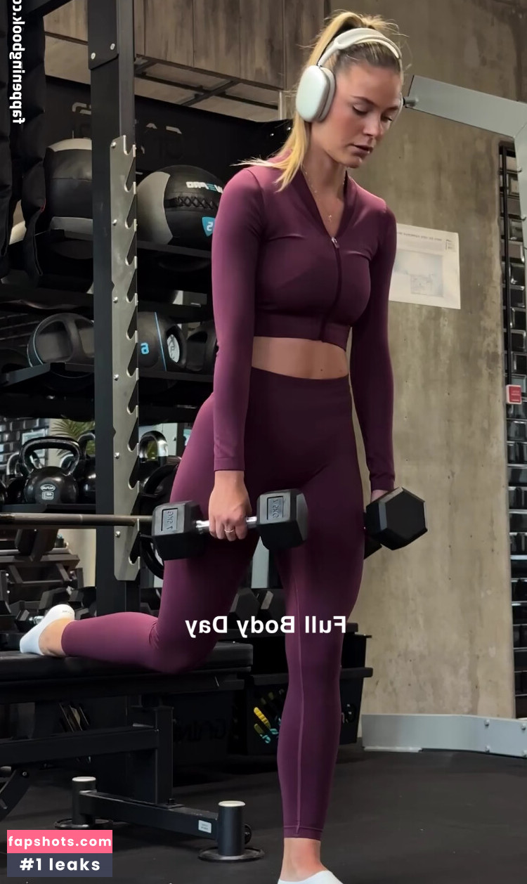 Emilia Bte gallery photo #33