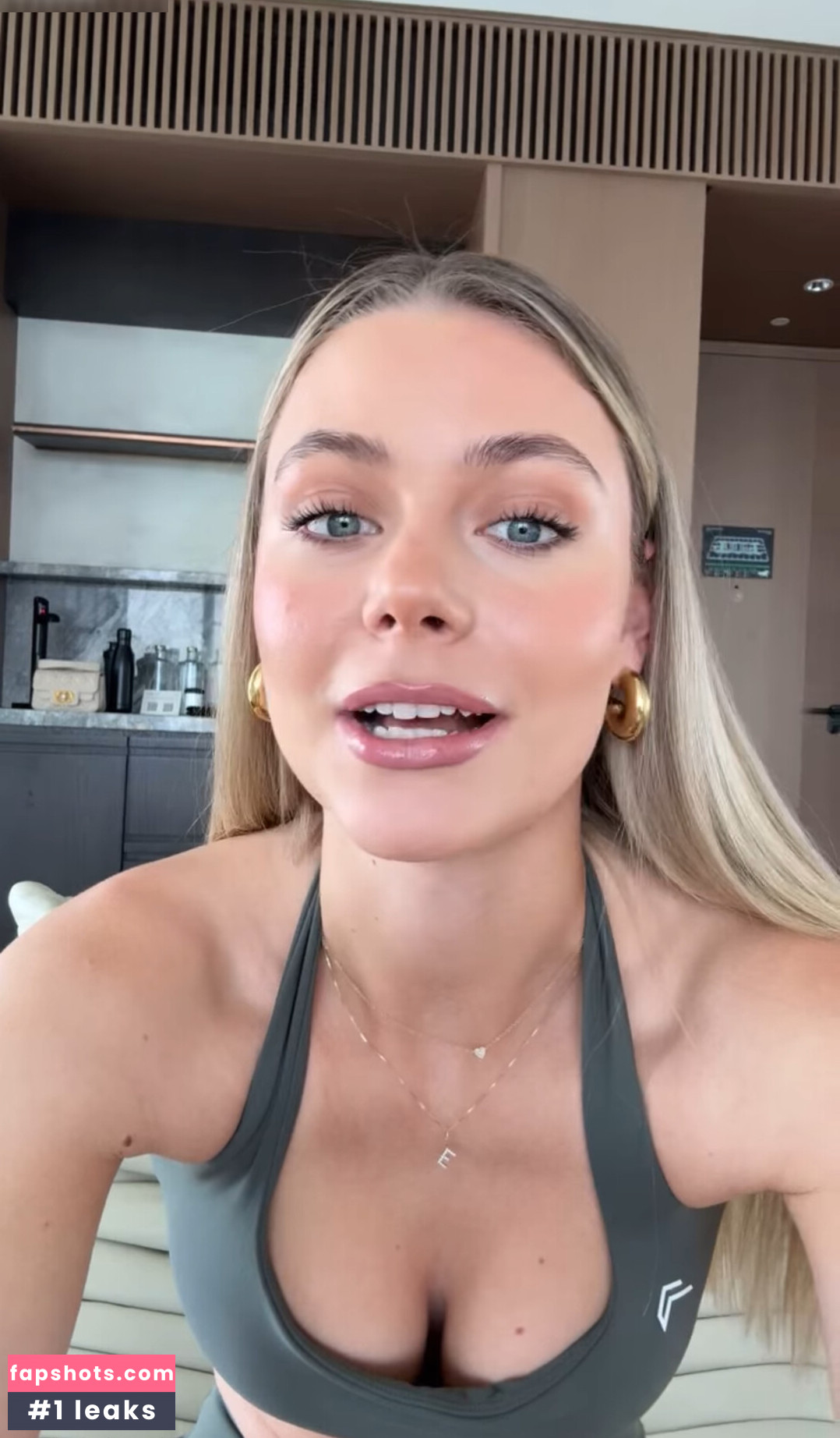 Emilia Bte gallery photo #10