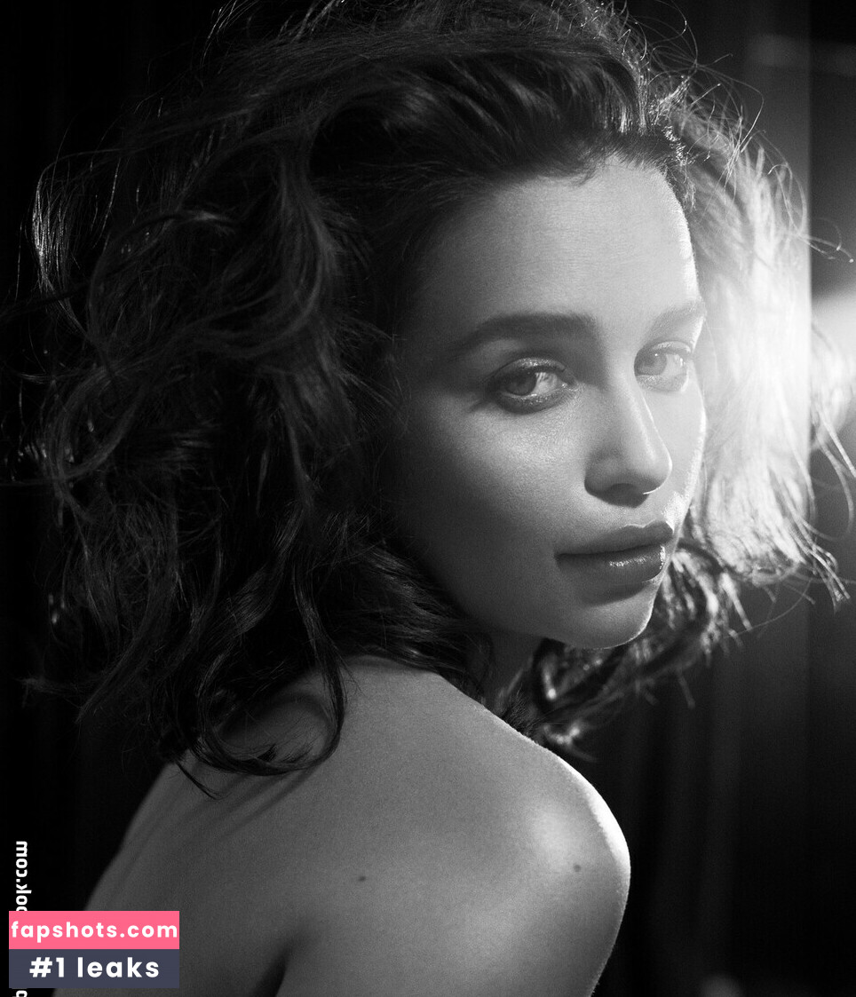 Emilia Clarke Nahé úniky fotek pouze od fanoušků #215 - Fapshots