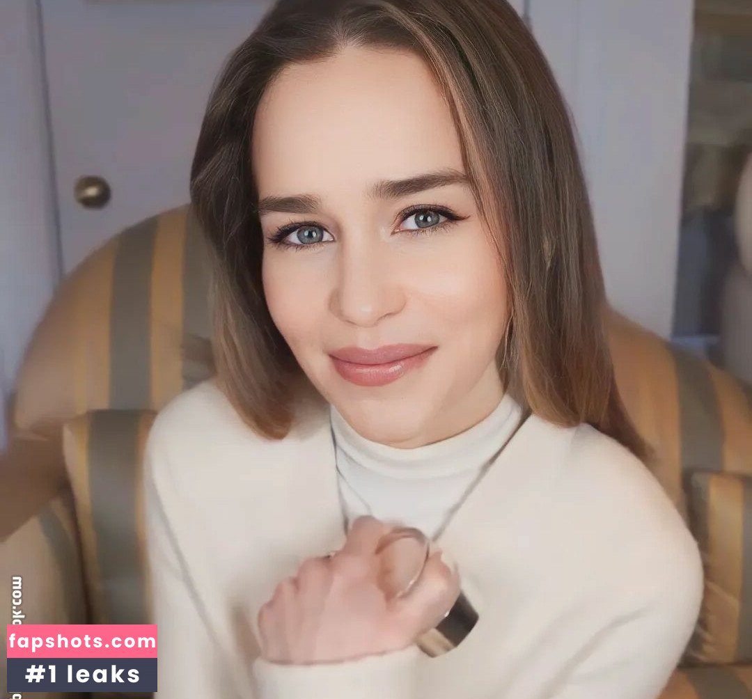 Emilia Clarke Nahé úniky fotek pouze od fanoušků #240 - Fapshots