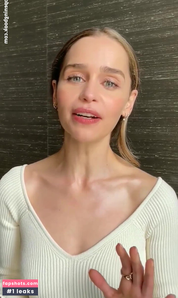 Emilia Clarke gallery photo #281