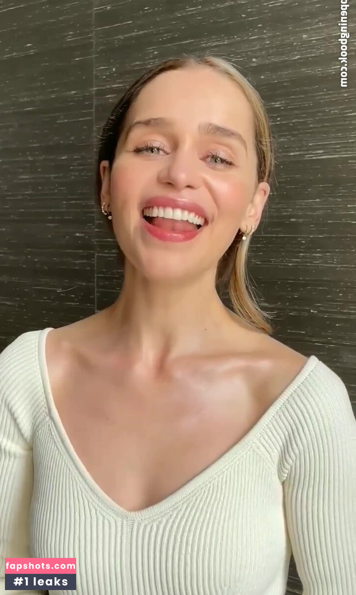 Emilia Clarke gallery photo #283