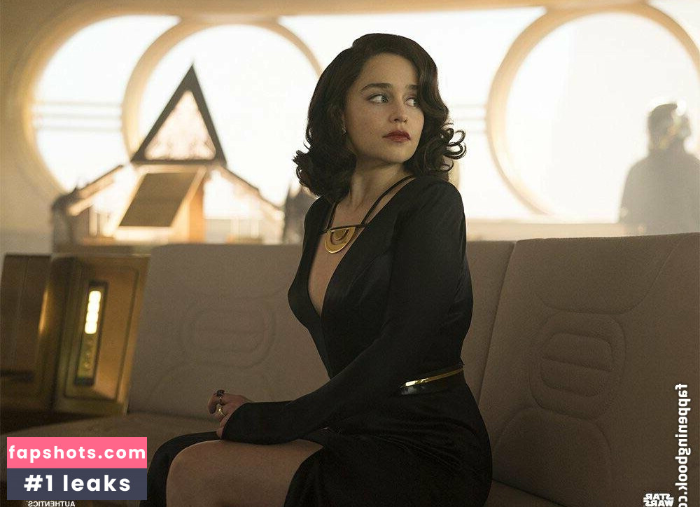 Emilia Clarke Nahé úniky fotek pouze od fanoušků #32 - Fapshots