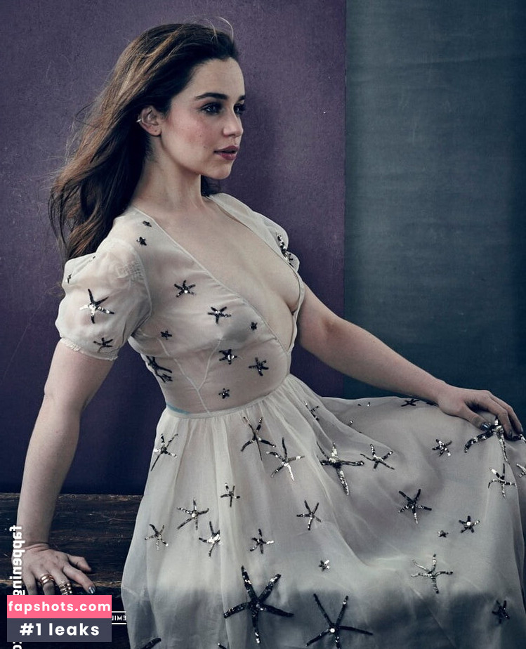 Emilia Clarke Nahé úniky fotek pouze od fanoušků #378 - Fapshots