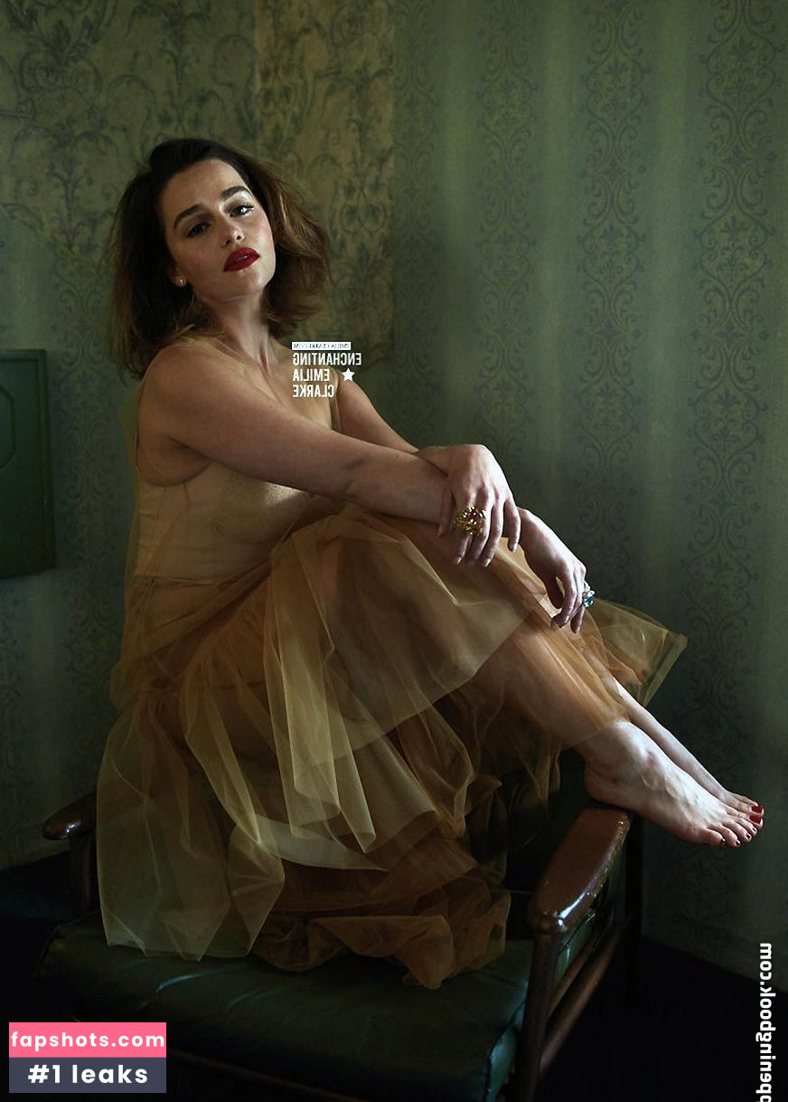 Emilia Clarke Nahé úniky fotek pouze od fanoušků #409 - Fapshots