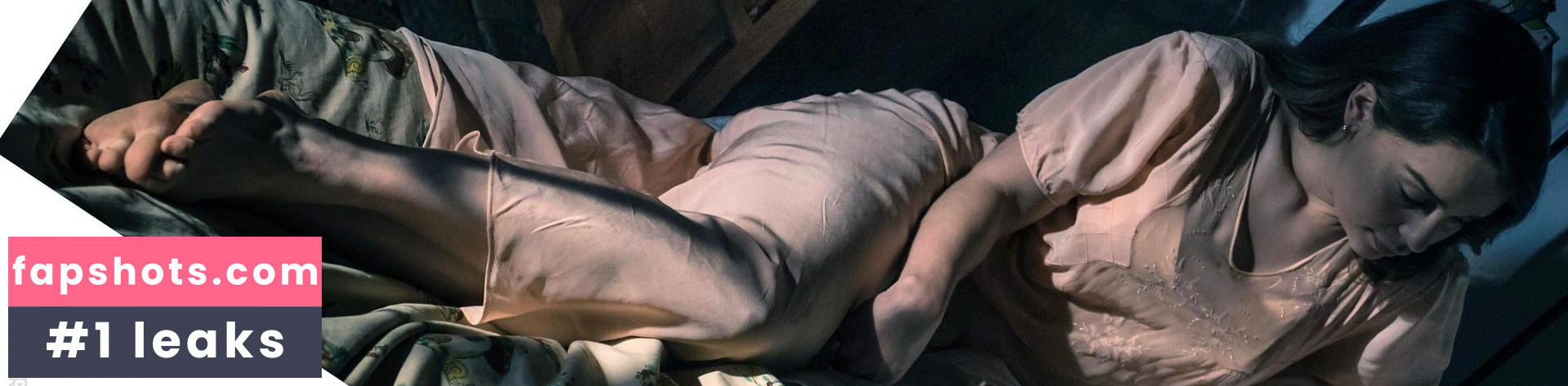 Emilia Clarke Nahé úniky fotek pouze od fanoušků #419 - Fapshots